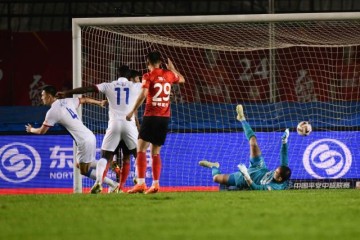 开云官方-【中超】三大主力拉伤下场 申花客场1比1战平亚泰队